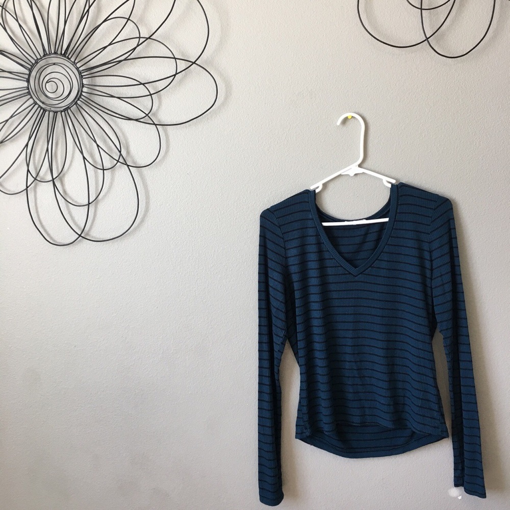 Blueish/green striped v-neck